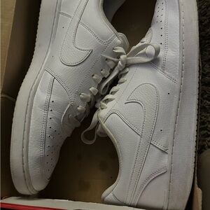 Nike Men's Classic White Old School Sneakers